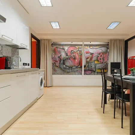 Urban Loft With Pool Table - M3 And Train Station - Duomo In 10 Min * Milánó