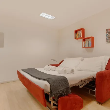 Urban Loft With Pool Table - M3 And Train Station - Duomo In 10 Min 公寓 *