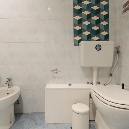 Urban Loft With Pool Table - M3 And Train Station - Duomo In 10 Min 公寓