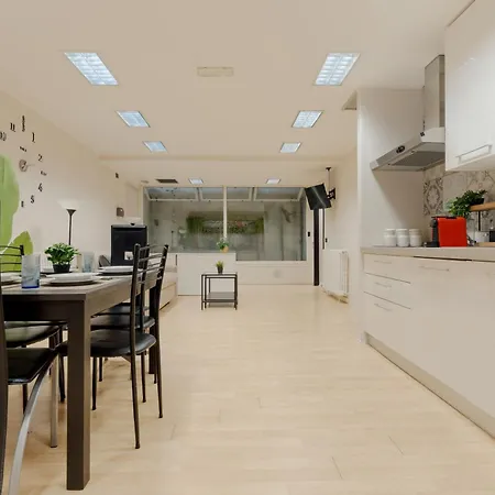 公寓 Urban Loft With Pool Table - M3 And Train Station - Duomo In 10 Min *